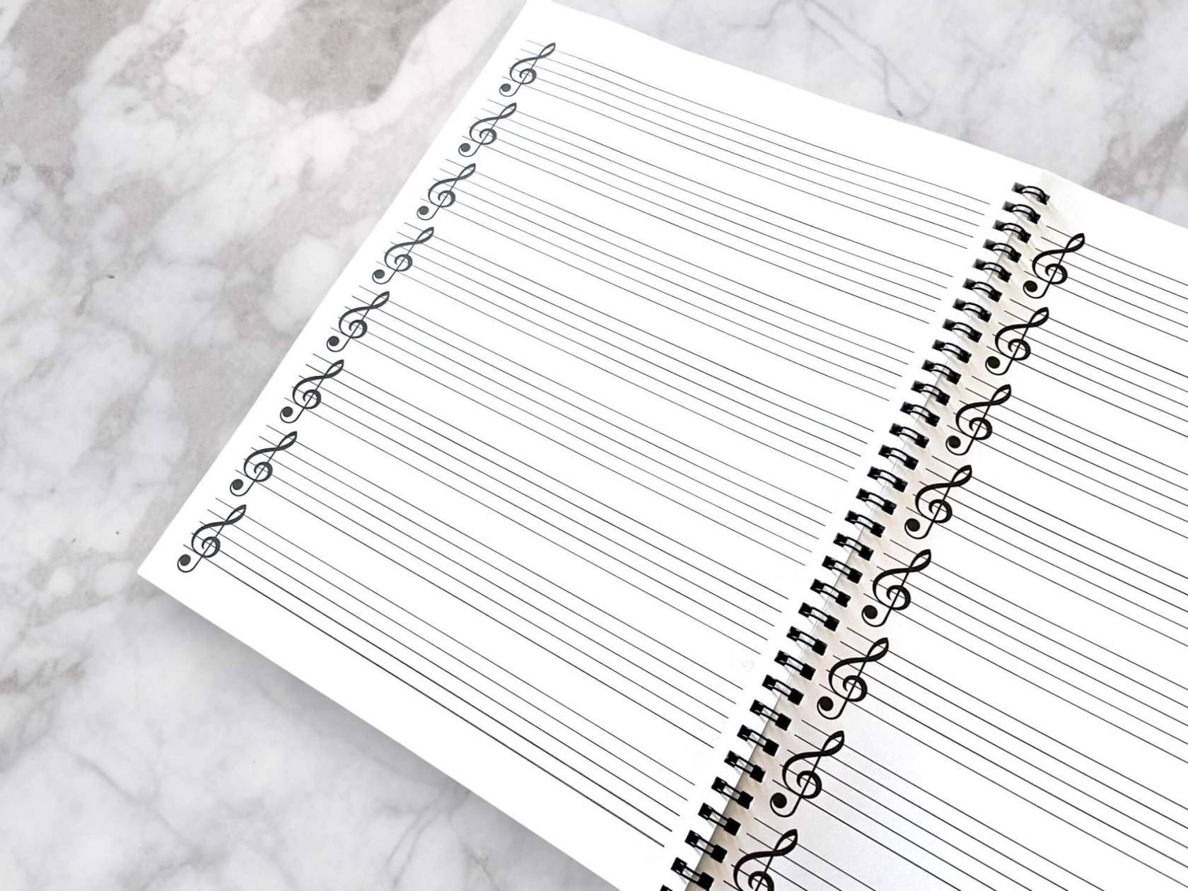 Cuadernos musicales producidos por Fabrikios. Clave de Sol
