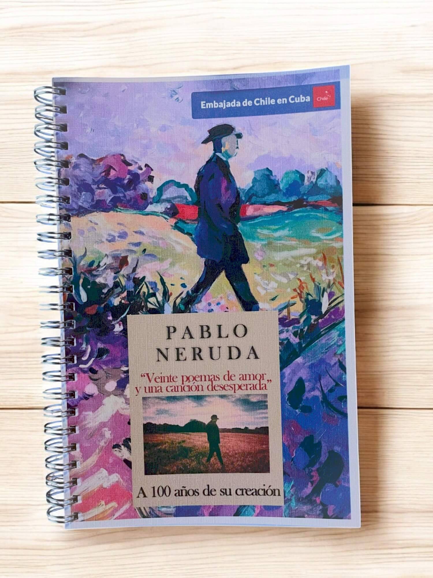 Agenda de Regalos producida por Fabrikios Agenda personalizada de regalos Embajada de Chile